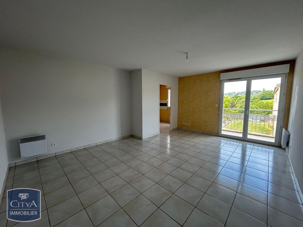 A louer - Appartement 3 pièces de 65.51 m² - Pouzauges: ....