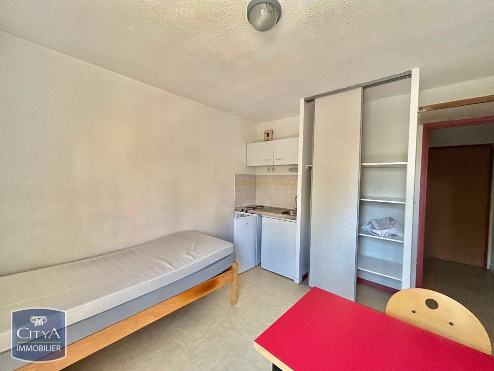À LOUER : Appartement Meublé situé à Saint-Étienne, Quar....