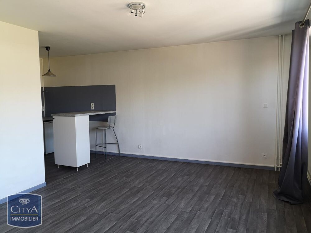 À LOUER Découvrez cet appartement T1 moderne situé au coe....
