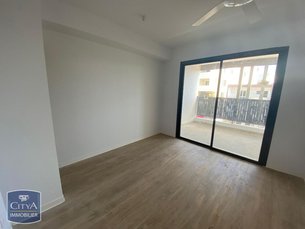 location Appartement - 1 pièce(s) - 22 m² Le Tampon (97430)