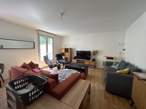   Location Appartement Appartement - 4 pi�ce(s) - 90 m�