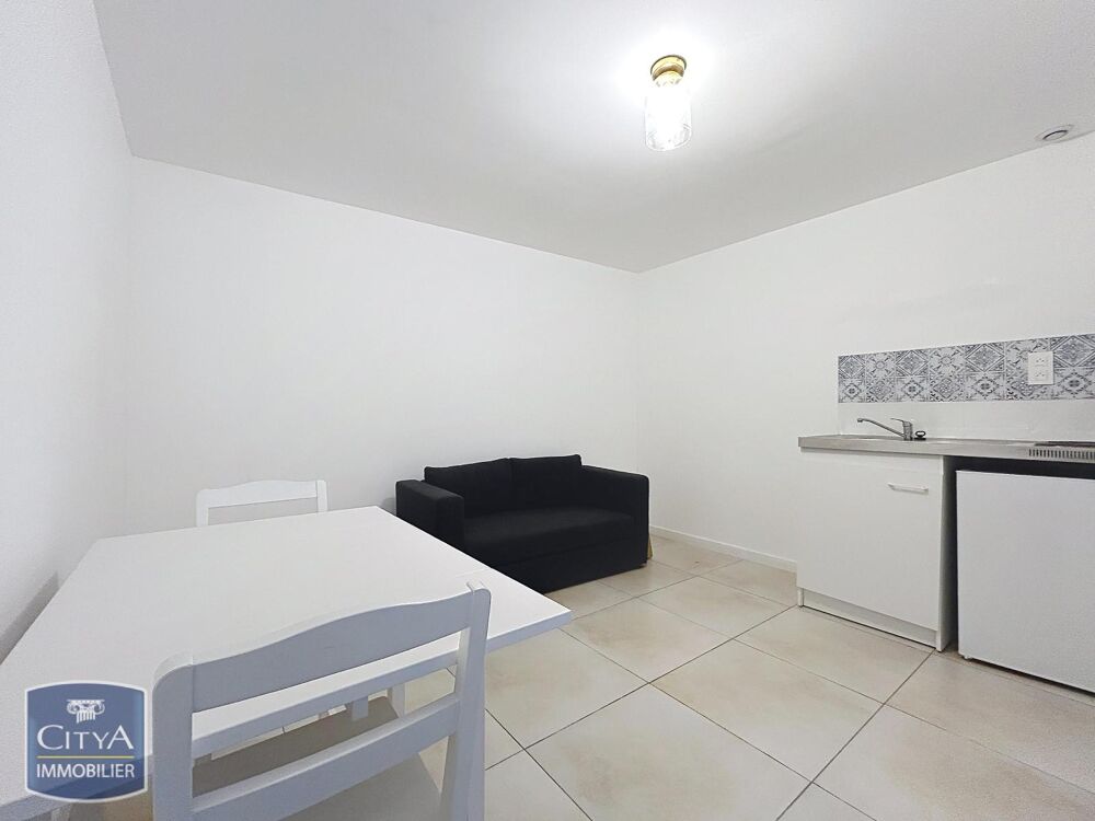 location Appartement - 1 pièce(s) - 17 m² Nîmes (30000)