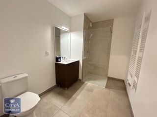  Appartement à louer 2 pièces 45 m²
