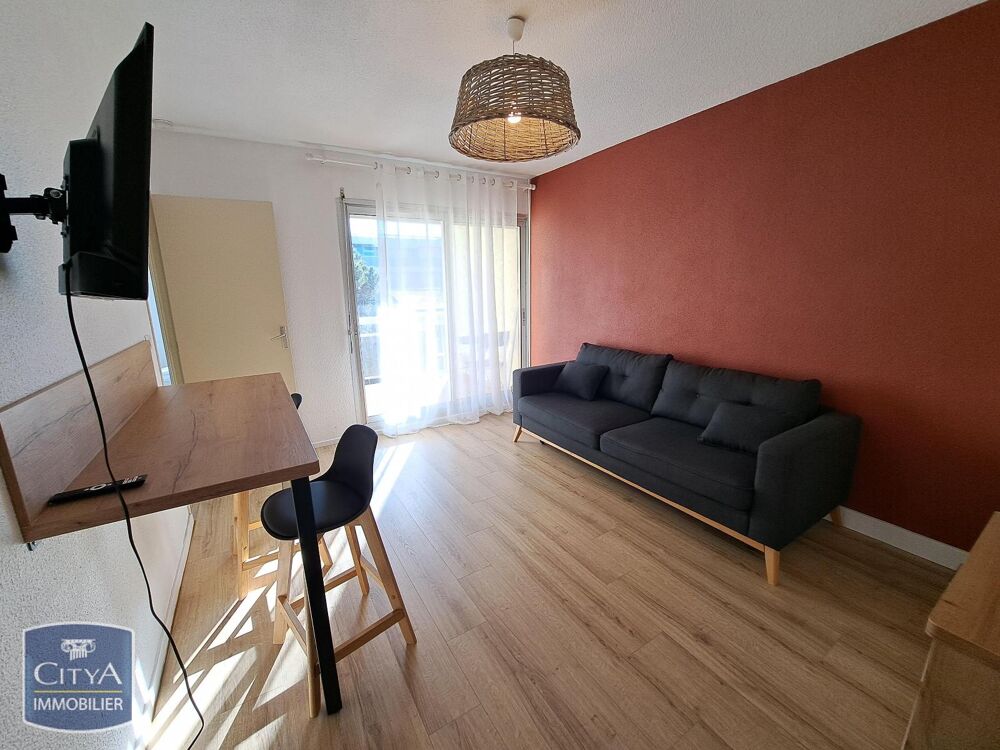 À LOUER A L'ANNEE : Appartement T1 Bis moderne à Royan -....