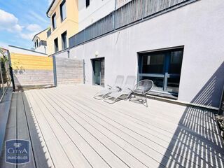  Appartement à louer 3 pièces 70 m²