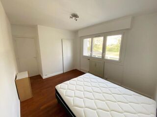  Appartement à louer 3 pièces 70 m²