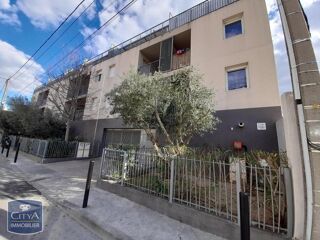  Parking / Garage � louer 