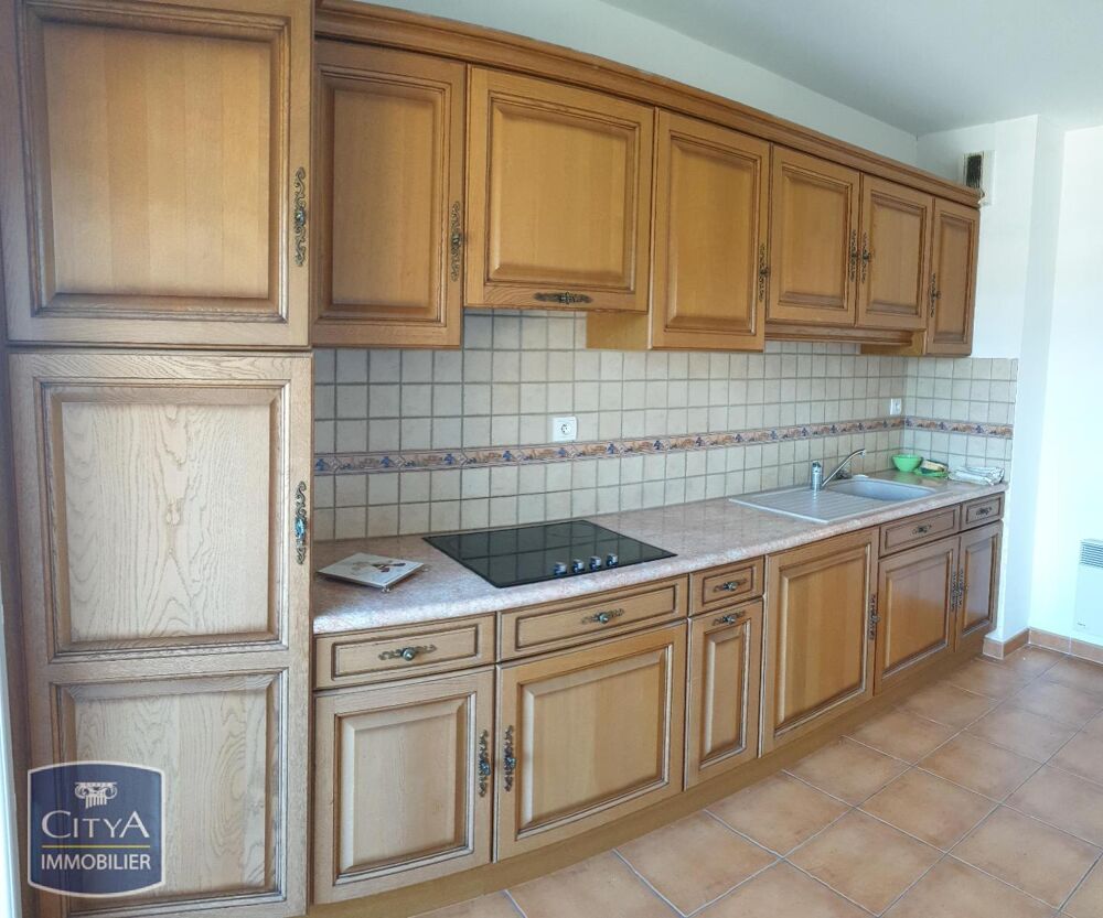 location Appartement - 3 pièce(s) - 84 m² Guéret (23000)