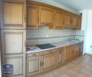  Appartement à louer 3 pièces 84 m²