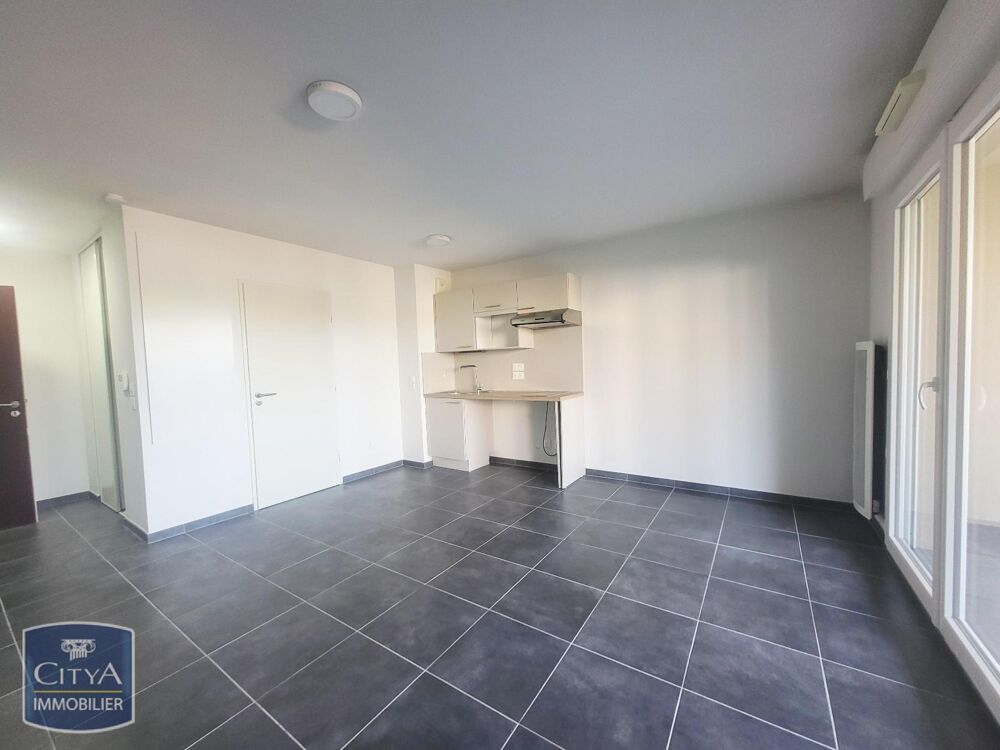 EXCLUSIVITÉ - APPARTEMENT T1 AVEC TERRASSE À louer : ven....