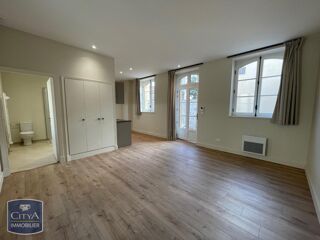 Appartement à louer 1 pièce 34 m²