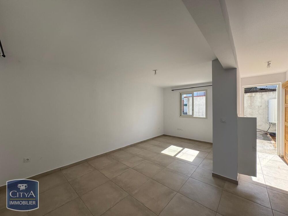 location Maison - 4 pièce(s) - 79 m² Petite-Île (97429)