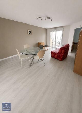  Appartement à louer 2 pièces 44 m²