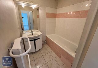  Appartement à louer 2 pièces 48 m²