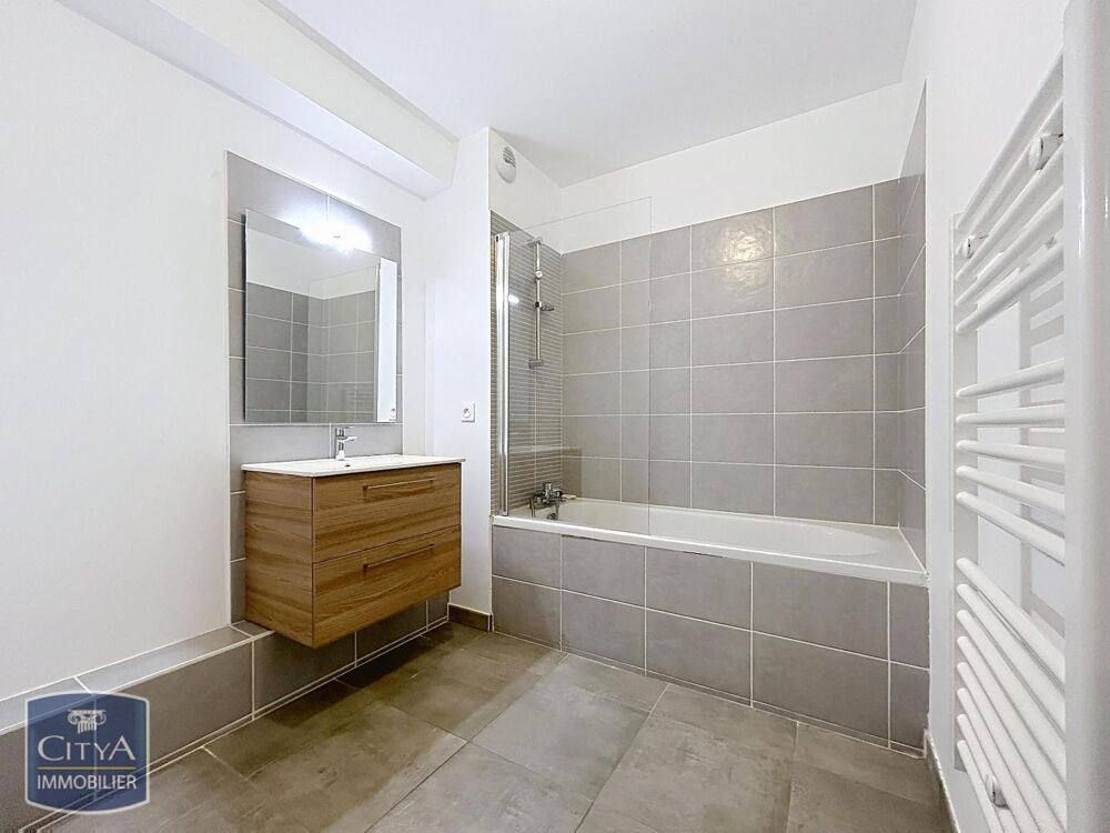 LOCATION - NIMES - RESIDENCE RECENTE - T3 - PARKING - BA....