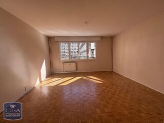  Appartement à louer 5 pièces 120 m²
