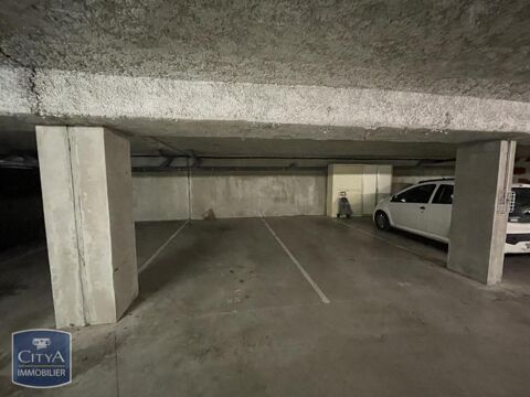  Parking / Garage  louer 