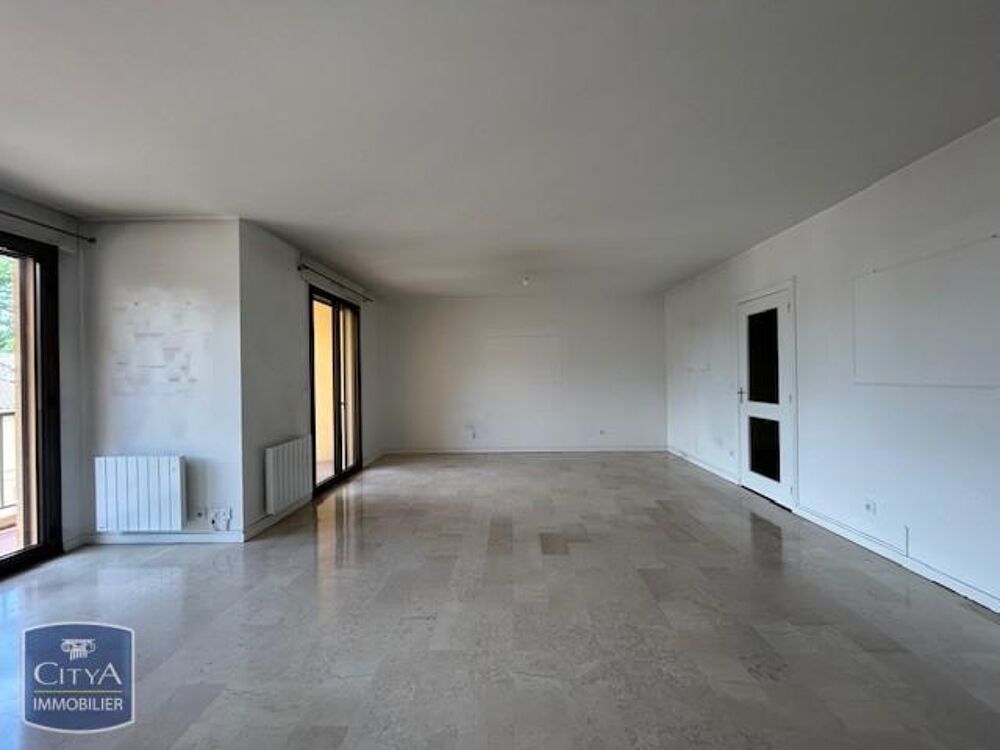 location Appartement - 5 pièce(s) - 134 m² Écully (69130)