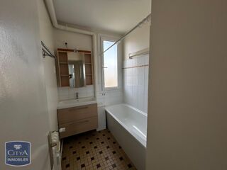  Appartement à louer 3 pièces 57 m²