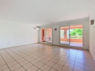  Appartement à louer 3 pièces 80 m²