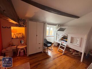  Maison à louer 8 pièces 289 m²