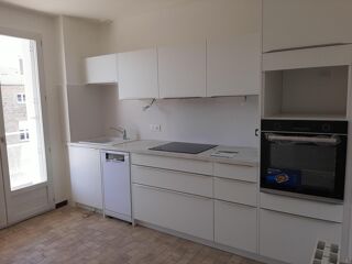  Appartement à louer 3 pièces 78 m²
