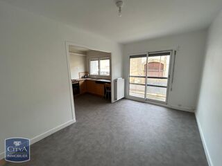  Maison à louer 3 pièces 100 m²
