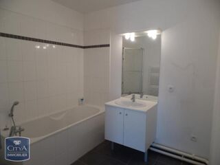  Appartement à louer 2 pièces 44 m²