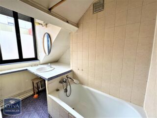  Appartement à louer 2 pièces 55 m²