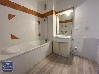  Appartement à louer 2 pièces 54 m²