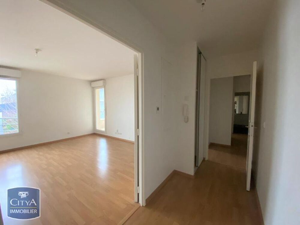 location Appartement - 3 pièce(s) - 68 m² Épernon (28230)
