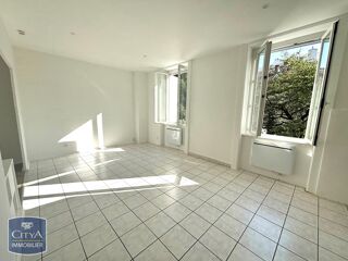 Appartement à louer 1 pièce 38 m²