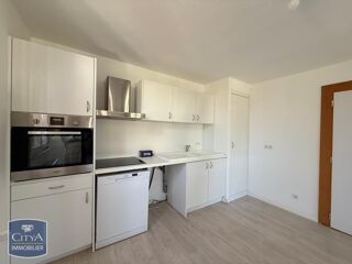 Appartement à louer 4 pièces 91 m²