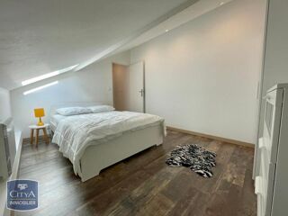  Appartement à louer 3 pièces 42 m²