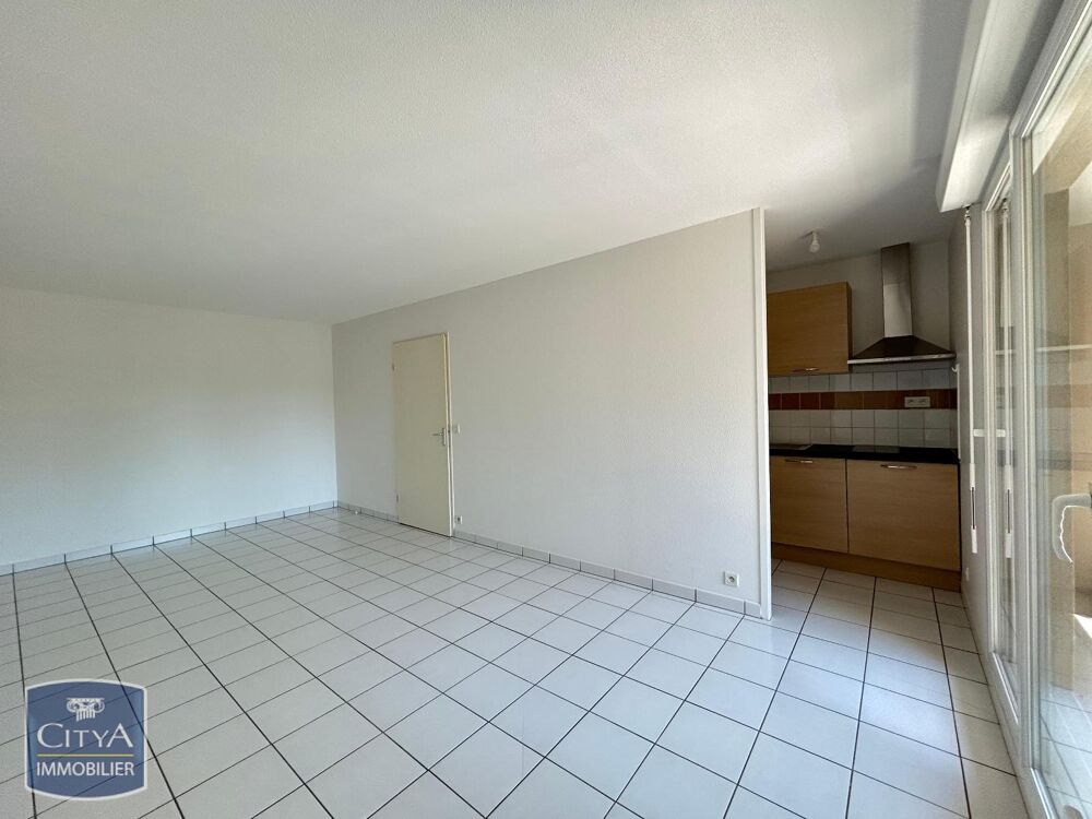 location Appartement - 2 pièce(s) - 48 m² Laval (53000)