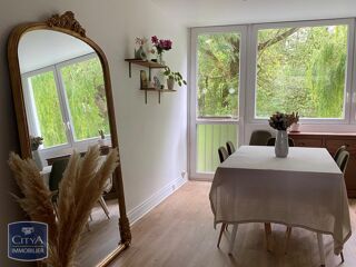  Appartement à louer 3 pièces 67 m²