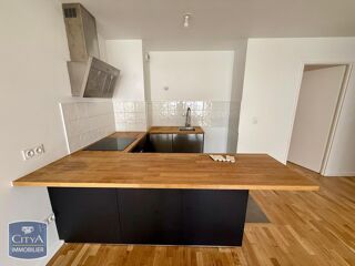  Appartement � louer 4 pi�ces 79 m�