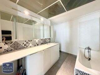  Appartement à louer 1 pièce 63 m²