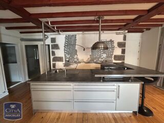  Appartement à louer 3 pièces 97 m²