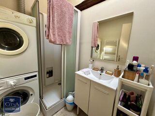  Appartement à louer 3 pièces 56 m²