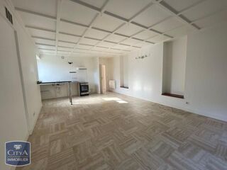  Appartement à louer 1 pièce 37 m²