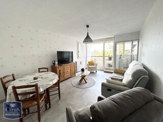  Appartement à louer 3 pièces 76 m²