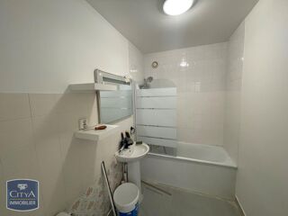  Appartement à louer 1 pièce 33 m²