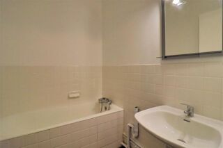  Appartement à louer 3 pièces 52 m²