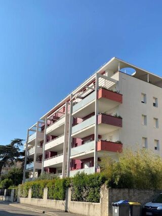  Appartement à louer 3 pièces 72 m²