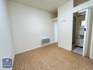  Appartement à louer 2 pièces 18 m²