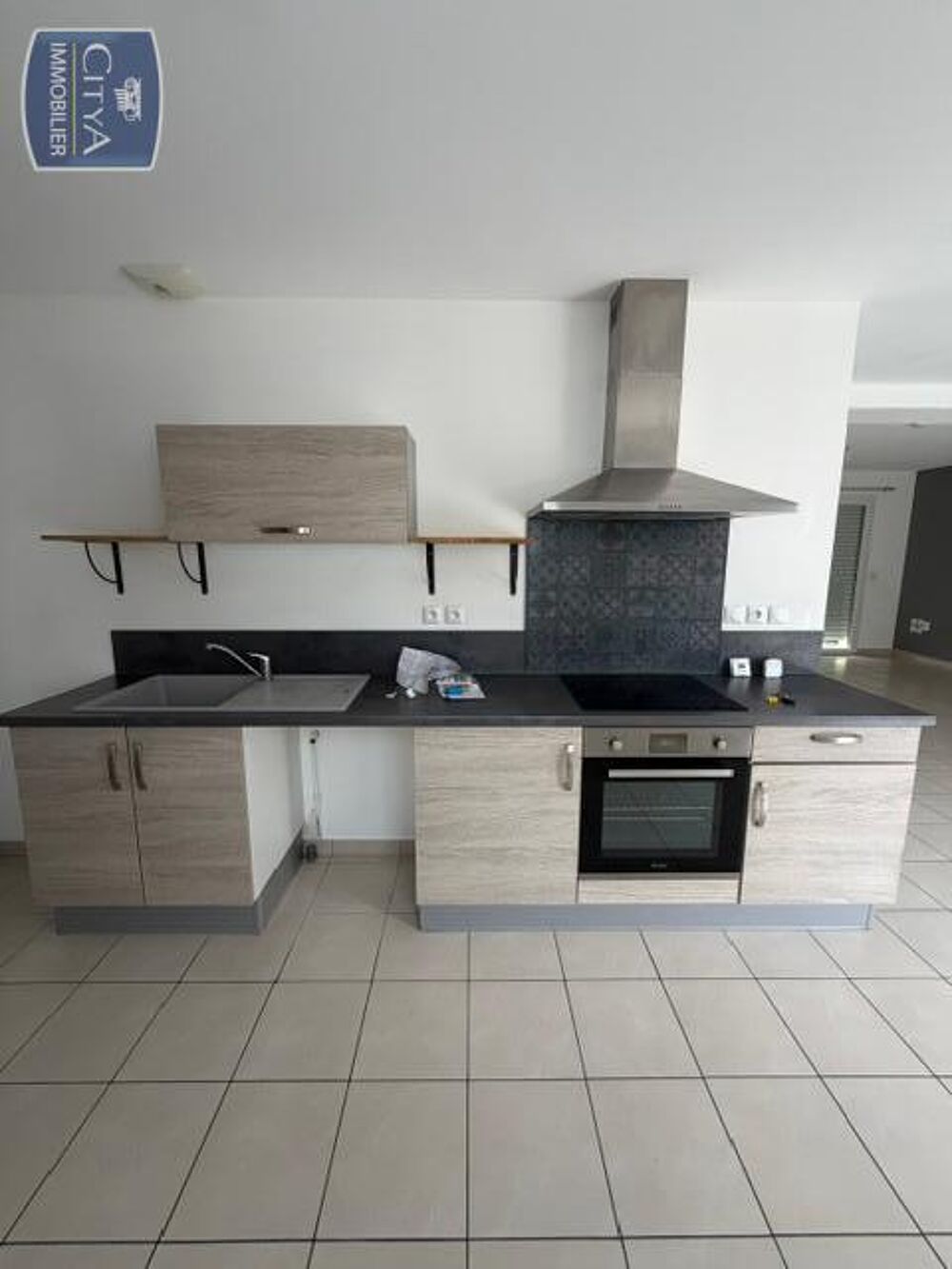 location Maison - 4 pièce(s) - 92 m² Allonnes (72700)