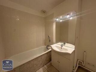  Appartement à louer 3 pièces 67 m²