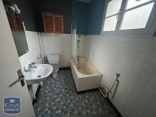  Appartement à louer 2 pièces 55 m²