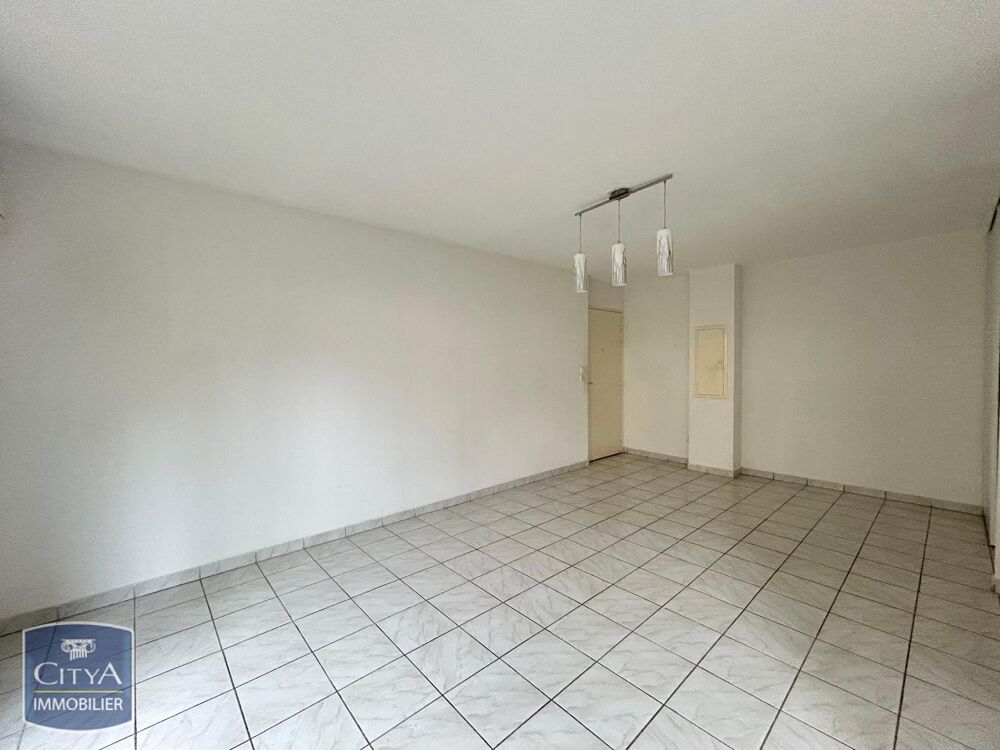 A LOUER - T2bis en REZ DE CHAUSSEE Bel appartement rénov....